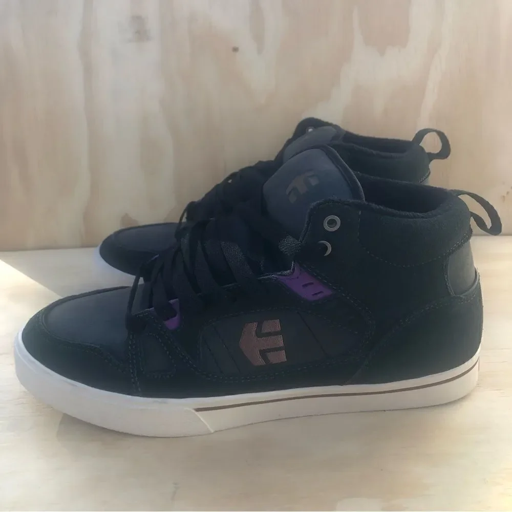 Etnies Agron Dark Green Suede Skate Inspired Sneakers Shoes Men’s Size 10.5